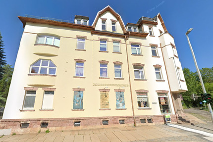 WG- oder Familienfreundliche 5-Zimmer-Wohnung mit Balkon in Chemnitz