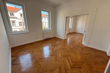 3 Zimmer Altbauwohnung Balkon in Speyer Zentrum