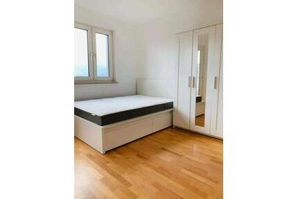 WG-Zimmer in München 890,00 € 17 m²