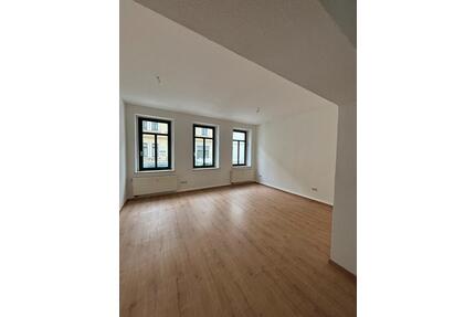 1 NKM-frei für Ihren Umzug! * Perfekte Singlewohnung mit Balkon und Einbauküche - Leipzig Altwest
