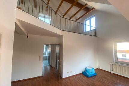 Charmante Maisonette 2 Zimmer + Galerie in ruhiger Lage Balkon+TG - Oyten