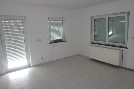 Schöne helle 3 Zimmer Wohnung mit zwei Balkone - Burgsinn
