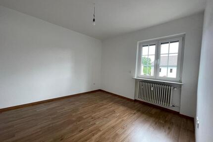 Gemütliches WG-Zimmer mit Garten und Balkon - Homburg