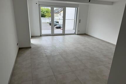 Neubau-Erstbezug, große 4-Zimmer Wohnung in Köln Dünnwald