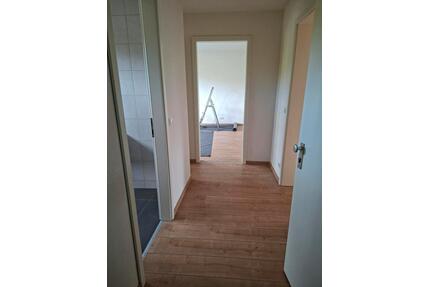 2 Zimmer Wohnung zu vermieten - 570,00&nbsp;EUR Kaltmiete, ca.&nbsp; 55,00&nbsp;m&sup2; in Wolfsburg (PLZ: 38444) Detmerode
