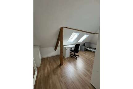 Wohnung zum Mieten in Karlsruhe 525,00 € 15 m²