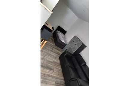 1 Zimmer Apartment - 550,00&nbsp;EUR Kaltmiete, ca.&nbsp; 28,00&nbsp;m&sup2;&nbsp;Wohnfl&auml;che in Hechingen (PLZ: 72379)