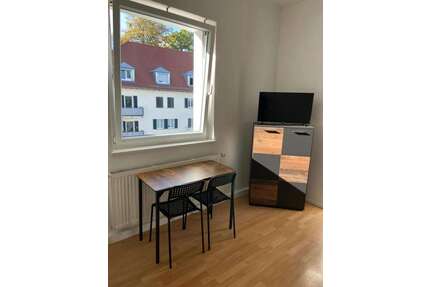 WG-Zimmer in Stuttgart 690,00 € 14 m²