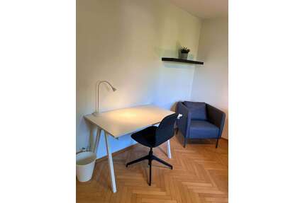 WG-Zimmer in München 890,00 € 13 m²