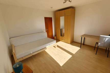 WG-Zimmer in Halstenbek 800,00 € 14 m²