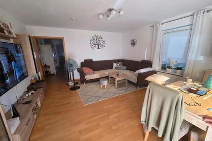 2 Zimmer Küche Bad - 900,00&nbsp;EUR Kaltmiete, ca.&nbsp; 62,00&nbsp;m&sup2; in Haßmersheim (PLZ: 74855)