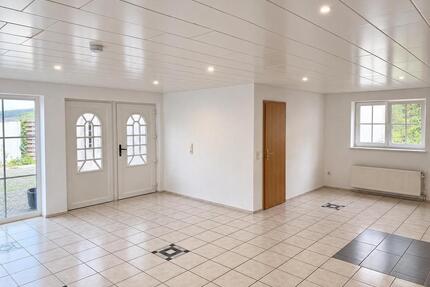 Helle 2,5 Zimmer - Einliegerwohnung mit separatem Eingang - Arnsberg