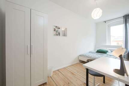 WG-Zimmer in Berlin 640,00 € 10 m²