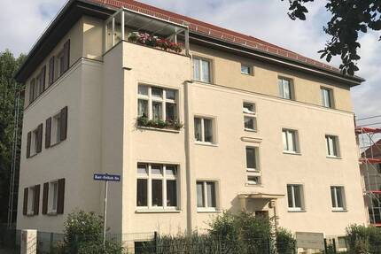 Aufwendig sanierte 3 Zimmer Wohnung mit Loggia im 1.OG - Dresden Strehlen