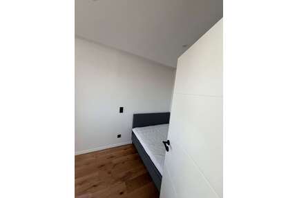 WG-Zimmer in Erlangen 475,00 € 10 m²