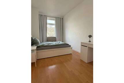 WG-Zimmer in Frankfurt am Main 680,00 € 20 m²