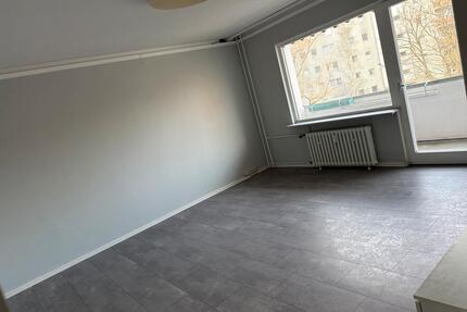 4 Zimmer Wohnung (90m2) Balkon in Spandau ab sofort 1800€ - Berlin