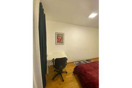 WG-Zimmer in München 890,00 € 17 m²