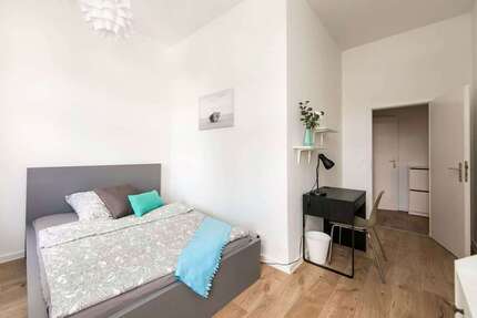 WG-Zimmer in Berlin 690,00 € 14 m²