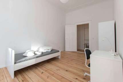 WG-Zimmer in Berlin 625,00 € 12 m²