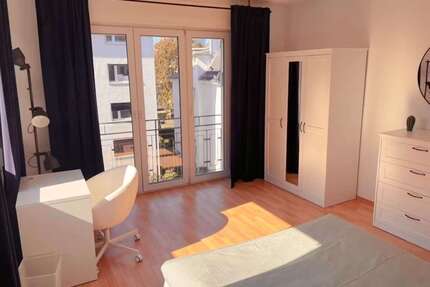 WG-Zimmer in Frankfurt am Main 1.200,00 € 25 m²