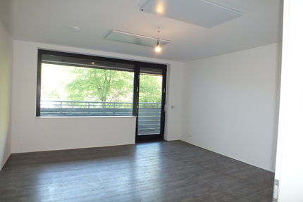 Barrierefreie 4 Zimmer Wohnung ca. 94m² Wohnfläche mit Balkon und Kfz-Stellplatz in Nauheim