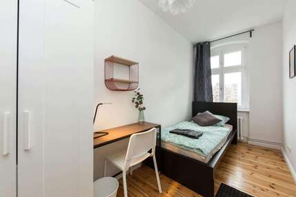 WG-Zimmer in Berlin 640,00 € 8 m²