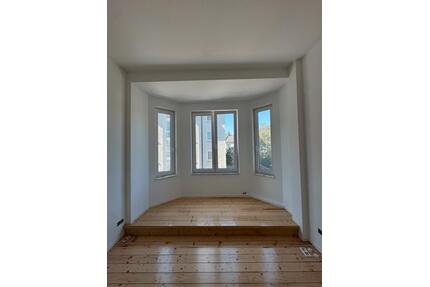 4 Zimmer Altbauwohnung mit Balkon 115qm - Wuppertal Arrenberg