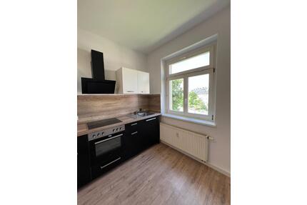 WOHLFÜHLEN AUF 2 ZIMMER – mit EBK & modernem Bad - Chemnitz Bernsdorf