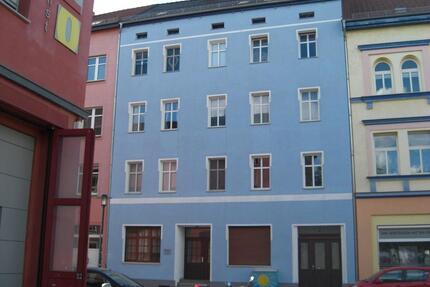 schöne 1-Raum Wohnung mit Singleküche nähe Uni und Uniklinik - Magdeburg