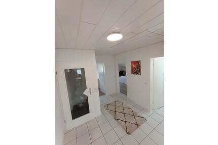 Moderne WG-Zimmer im Erstbezug nach Sanierung - Trossingen