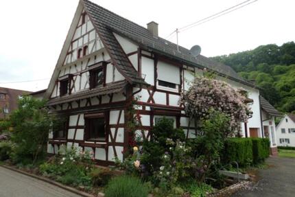 Kinderfreundliche 7 Zimmer Wohnung, Gaggenau-Sulzbach.