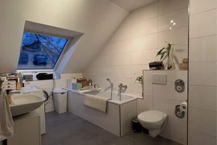 Tolle Wohnung mit XXL-Tageslichtbad in kleiner Wohneinheit - Mannheim Rheinau