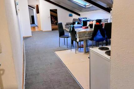 Griesheim: Nachmiete 4 Zimmer ab 1.5., ca. 106 qm, 1500 € warm