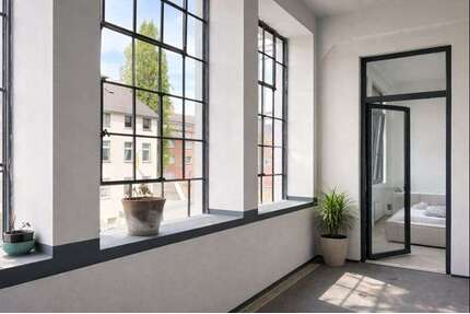 Wohnung zum Mieten in Wuppertal 1.100,00 € 102 m²