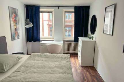 WG-Zimmer in Frankfurt am Main 899,00 € 30 m²