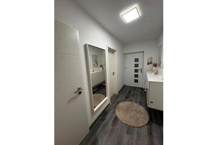 Mietwohnung 3,5 Zimmer mit Wintergarten & Gartenmitnutzung - Ratingen Lintorf