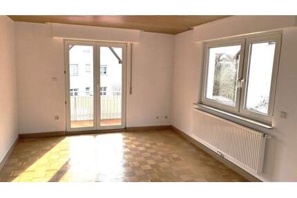 Großzügige 3,5 Zimmer Wohnung mit Essbereich nahe der Küche - ruhige Lage in Bonlanden - Filderstadt