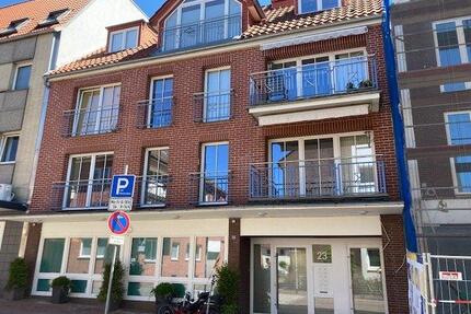 Gepglegte Dachgeschosswohnung mit Fahrstuhl - Groß Grönau