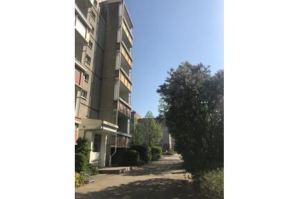 Schöne 3 Zimmer Wohnung - 320,00&nbsp;EUR Kaltmiete, ca.&nbsp; 62,10&nbsp;m&sup2; in Neubrandenburg (PLZ: 17033)