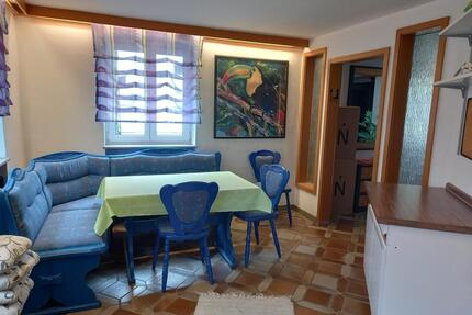 WG - Zimmer in vierer WG - 250,00&nbsp;EUR Kaltmiete, ca.&nbsp; 135,00&nbsp;m&sup2; in Baienfurt (PLZ: 88255)