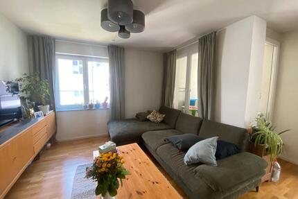 3 Zimmer Wohnung Westenviertel - 1.580,00&nbsp;EUR Kaltmiete, ca.&nbsp; 90,00&nbsp;m&sup2; in Regensburg (PLZ: 93049) Das Dörnberg