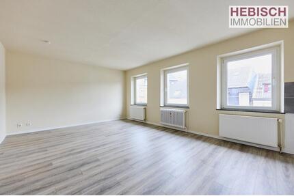 + FRISCH RENOVIERTES DOMIZIL + KREFELD-CITY +