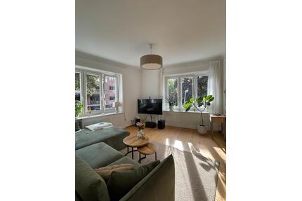 Altbauwohnung - 3,5 Zimmer - 6 Monate Zwischenmiete ab 02.01.2027 - Hamburg Alsterdorf