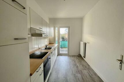 3-Zimmer-Wohnung mit Balkon und EBK am Döhrener Turm, 73 qm - Hannover Döhren-Wülfel