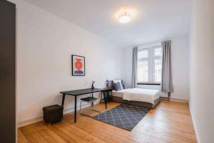 WG-Zimmer in Frankfurt am Main 690,00 € 16 m²
