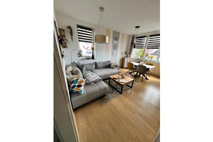 Zwei Zimmer Wohnung - 600,00&nbsp;EUR Kaltmiete, ca.&nbsp; 57,00&nbsp;m&sup2; in Künzell (PLZ: 36093)
