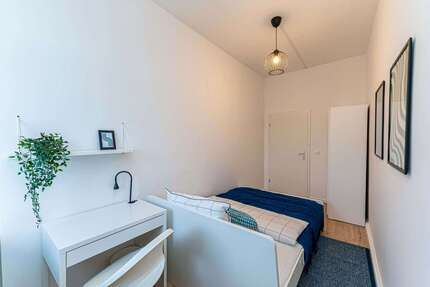 WG-Zimmer in Berlin 650,00 € 10 m²