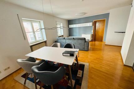 Stilvolle 2 Zimmer Wohnung beste Lage in Eichstätt voll möbiliert