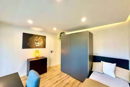 WG-Zimmer in München 800,00 € 14 m²